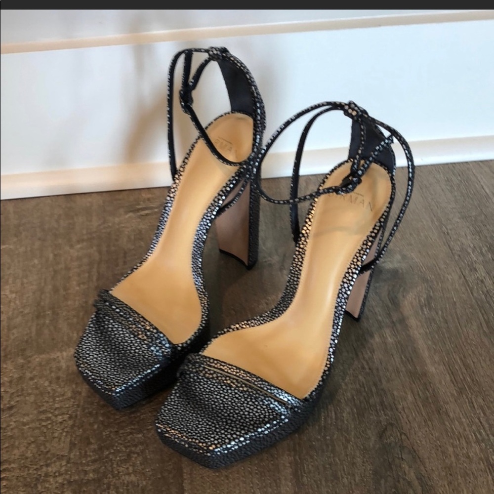 Alexandre Birman Lenny sandal. Size 37. Silver.